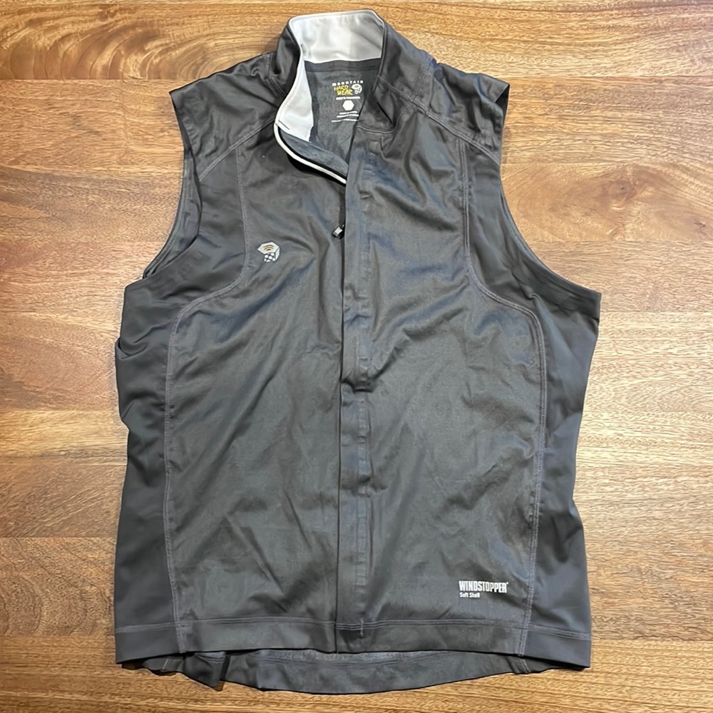 Mountain Hardwear Windstopper soft shell Vest - size Large